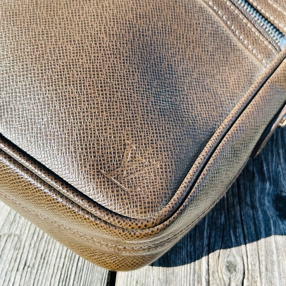 Louis Vuitton Dimitri Leather Shoulder Bag M32468 Brown Authentic Made in France - Picture 6 of 16